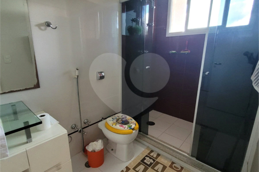 Casa à venda com 3 suítes no condomínio Alpes da Cantareira, Mairiporã - SP