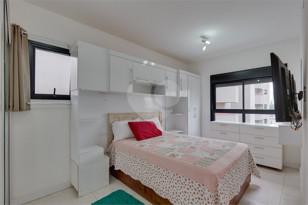 Apartamento à venda com 3 quartos, sendo 1 suíte, em Brooklin, São Paulo, SP