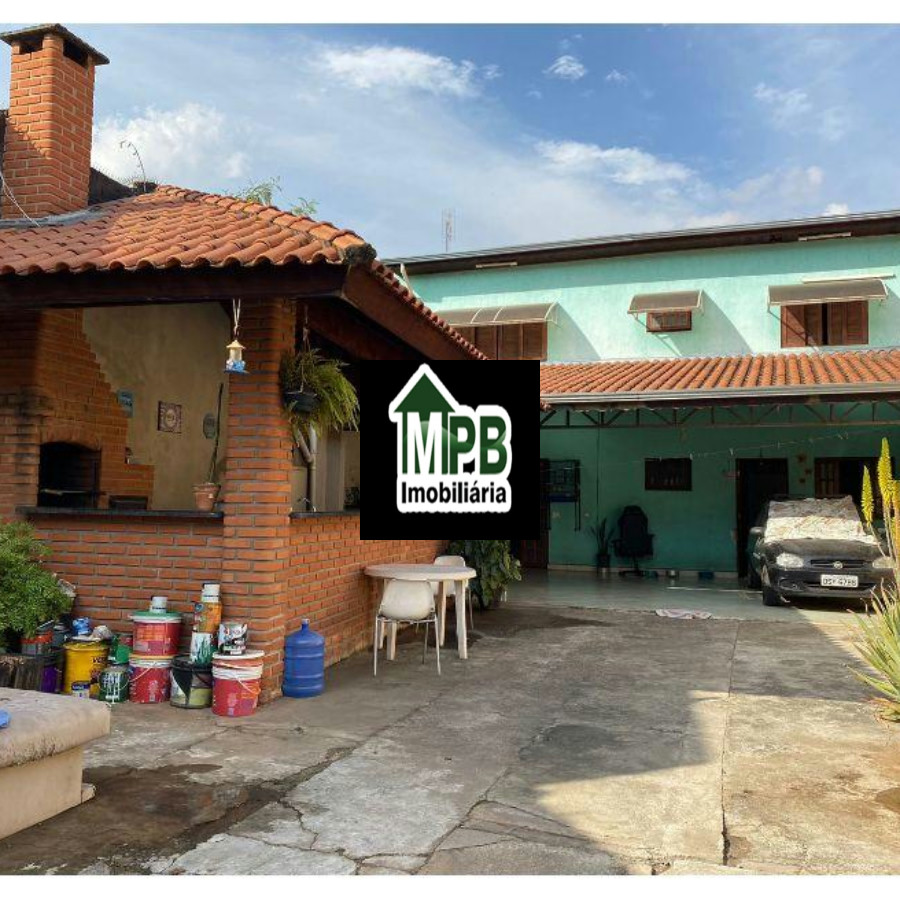 Sobrado à venda com 2 quartos, sendo 1 suíte, em Jardim Maria Antônia Prado, Sorocaba, SP