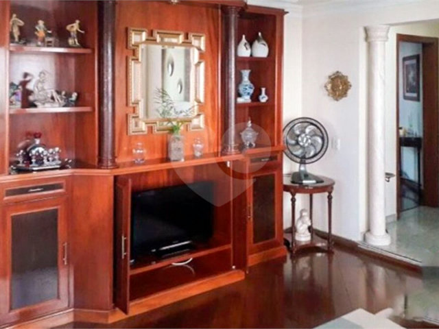 Apartamento à venda com 3 quartos, sendo 1 suíte,  em Tatuapé, São Paulo, SP