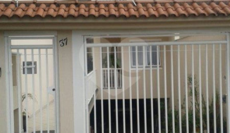 Casa à venda com 3 quartos, sendo 1 suíte,  em Parque Vitória, São Paulo, SP