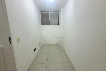 Apartamento à venda com 4 quartos, sendo 1 suíte, em Copacabana, Rio de Janeiro, RJ