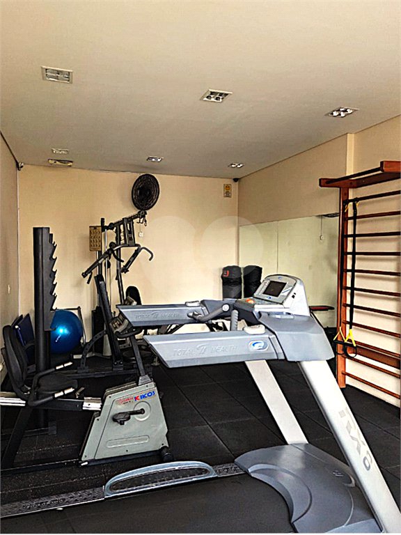 Apartamento na Chácara Inglesa com 2 dormitórios (1 suite), varanda, vista livre e vaga