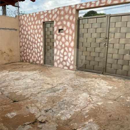 Casa térrea para venda na Vila Carmem