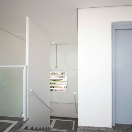 Apartamento à venda com 3 quartos, sendo 1 suíte,  em Jardim Flórida, São Roque, SP