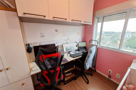 Apartamento à venda com 2 quartos em Vila Carmosina, São Paulo, SP
