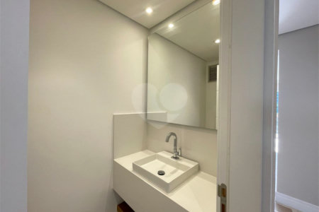 Apartamento à venda com 4 suítes em Alto da Boa Vista, São Paulo, SP