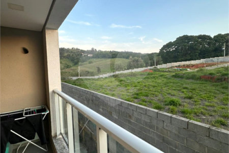 Apartamento à venda com 2 quartos, sendo 1 suíte, em Bairro do Cambará, São Roque, SP