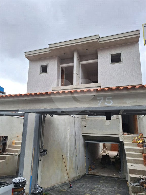 Sobrado à venda com 3 quartos, sendo 1 suíte,  em Vila Medeiros, São Paulo, SP