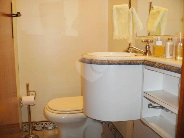 Apartamento à venda com 4 quartos, sendo 1 suíte,  em Chácara Santo Antônio (zona Sul), São Paulo, SP