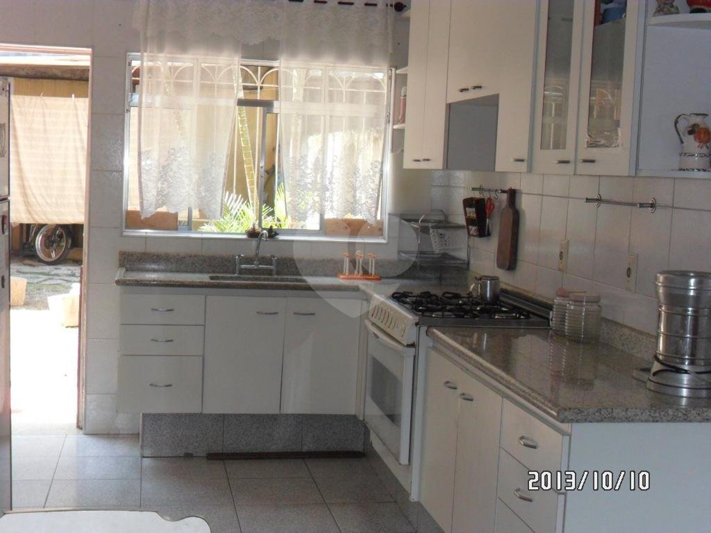 Sobrado à venda com 2 quartos em Tremembé, São Paulo, SP
