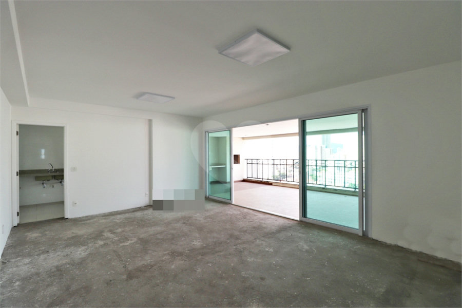 Apartamento à venda com 4 quartos, sendo 2 suítes, em Santana, São Paulo, SP