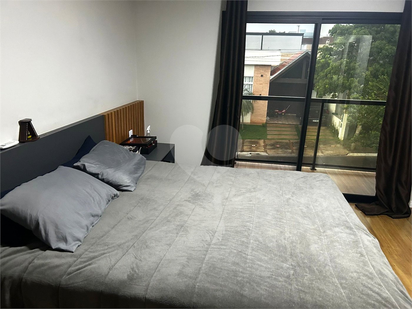 Casa à venda com 2 quartos, sendo 1 suíte,  no condomínio Lago dos Ipês, Itapetininga - SP