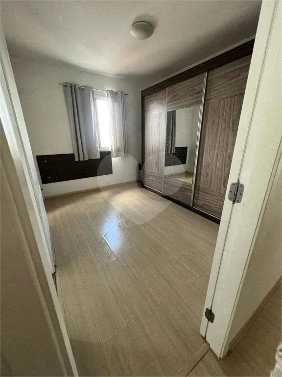 APARTAMENTO de 2 quartos (1 suíte) á venda em Santo André, 75m², 2 garagens fixas e cobertas, é entrar e morar!