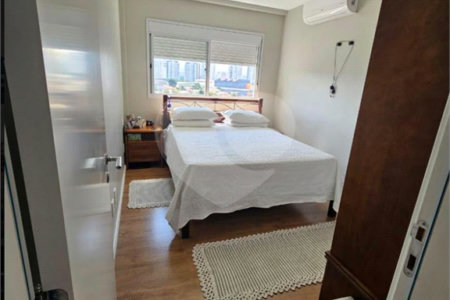 Apartamento à venda com 3 quartos, sendo 2 suítes, em Vila Anastácio, São Paulo, SP