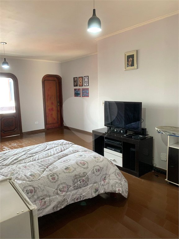 Sobrado à venda com 3 quartos, sendo 1 suíte,  em Vila Maria Alta, São Paulo, SP