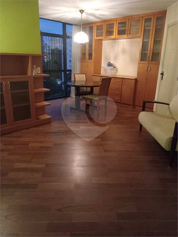 Apartamento à venda com 3 quartos, sendo 1 suíte,  em Vila Suzana, São Paulo, SP