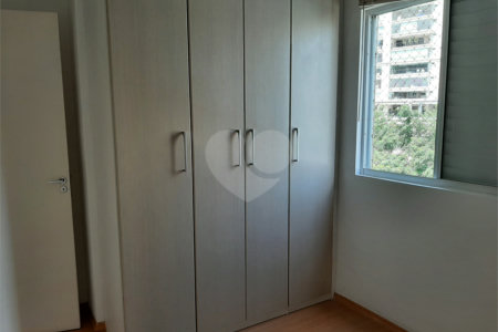 Apartamento à venda ou para alugar com 3 quartos, sendo 1 suíte,  em Vila Suzana, São Paulo, SP