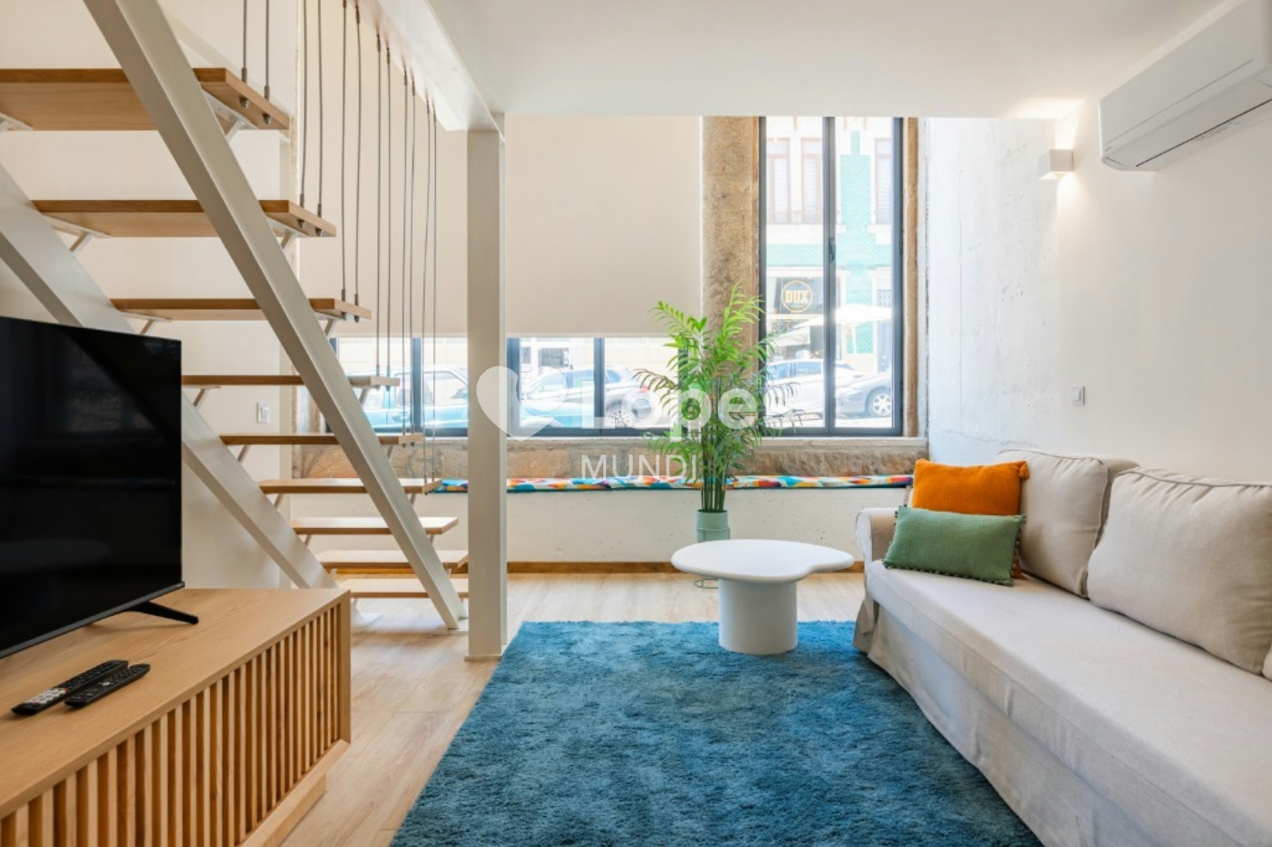 Apartamento T2 Duplex à venda no Bonfim, Porto, Portugal – Mobiliado