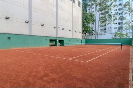 Apartamento à venda com 2 quartos, sendo 1 suíte,  em Vila Andrade, São Paulo, SP