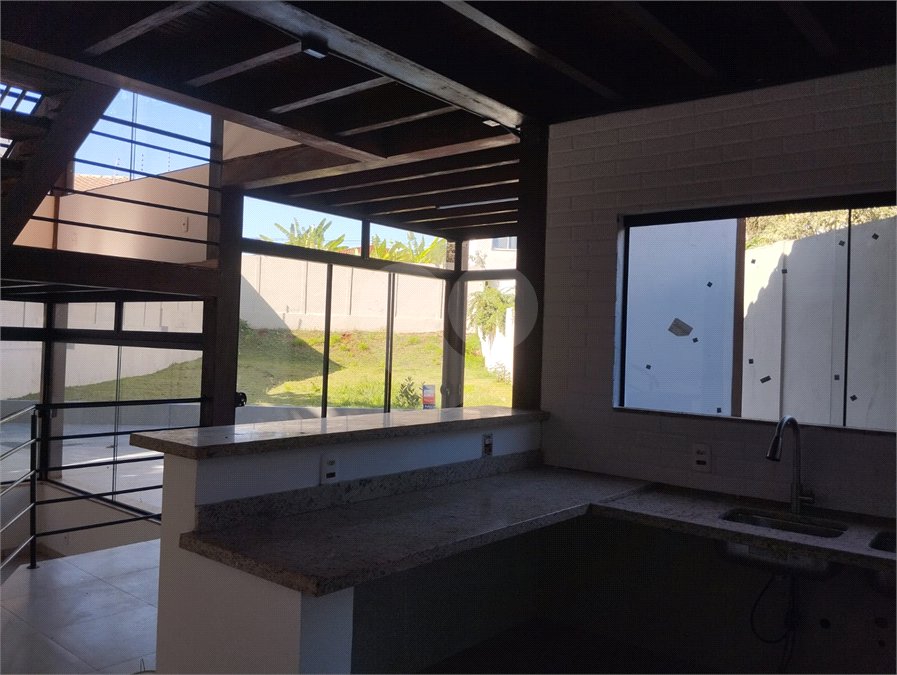Casa à venda com 3 quartos, sendo 2 suítes, em Vila Harmonia, Araraquara, SP