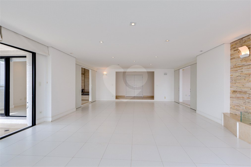 Apartamento à venda ou para alugar com 4 suítes em Jardim Marajoara, São Paulo, SP
