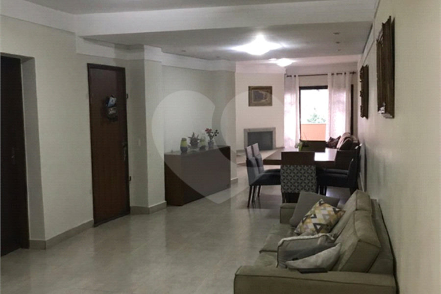 Sobrado à venda com 3 quartos, sendo 1 suíte, em Tremembé, São Paulo, SP