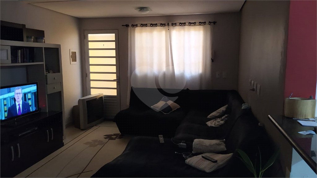 Casa à venda com 4 quartos, sendo 1 suíte,  em Vila Mogilar, Mogi das Cruzes, SP