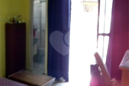 Sobrado à venda com 8 quartos, sendo 3 suítes, em Liberdade, São Paulo, SP