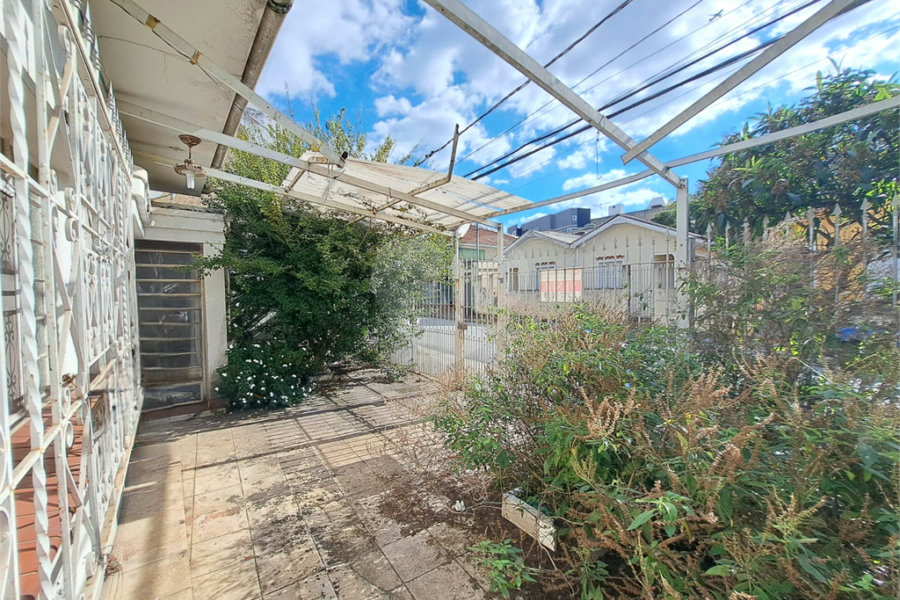 Casa à venda com 3 quartos, sendo 1 suíte,  em Vila Constança, São Paulo, SP