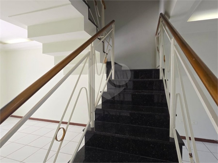 Casa para alugar com 4 quartos, sendo 3 suítes,  no condomínio Village Saint Claire, Sorocaba - SP