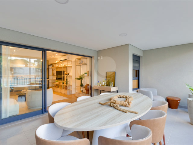 Apartamento à venda com 3 quartos, sendo 1 suíte,  em Jardim Marajoara, São Paulo, SP