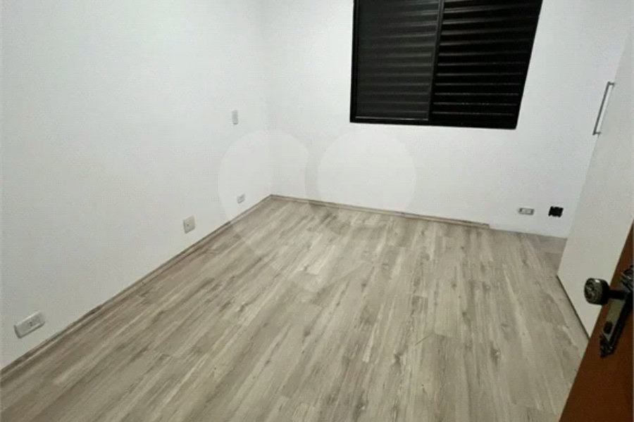 Casa à venda com 3 quartos, sendo 1 suíte, em Conjunto Residencial Vista Verde, São Paulo, SP