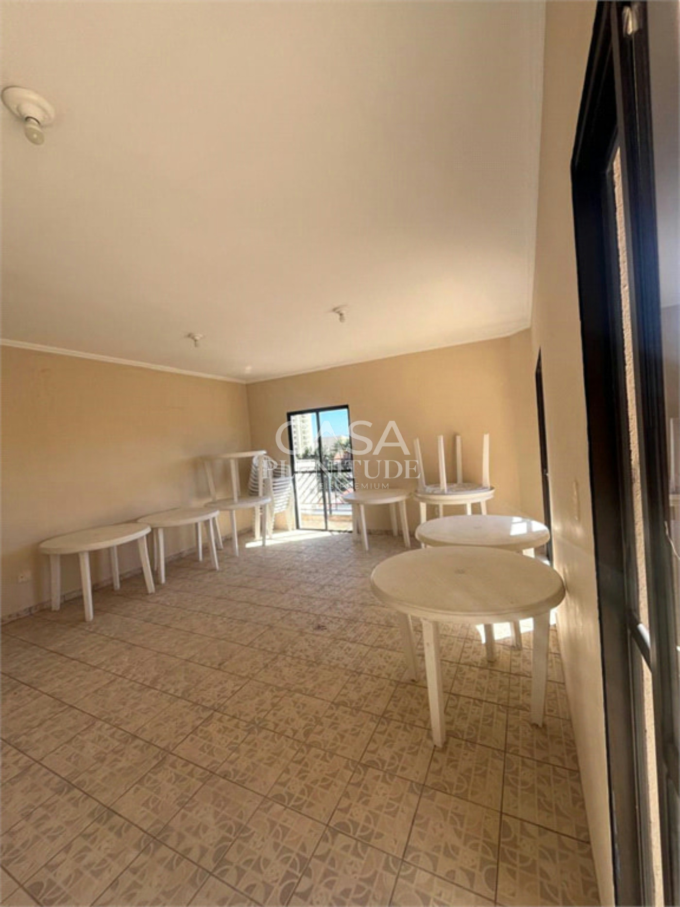 Apartamento à venda com 3 quartos, sendo 1 suíte,  em Vila Barão, Sorocaba, SP