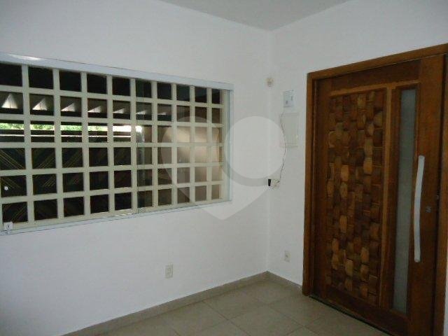 Sobrado à venda com 3 quartos, sendo 1 suíte, em Jardim Aeroporto, São Paulo, SP