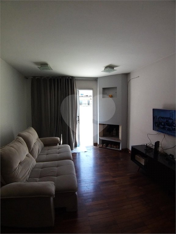 Sobrado à venda com 3 quartos, sendo 1 suíte, em Vila Paulista, São Paulo, SP