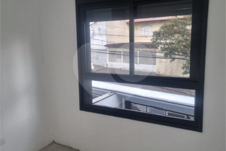 Sobrado à venda com 3 quartos, sendo 1 suíte, em Vila São Paulo, São Paulo, SP