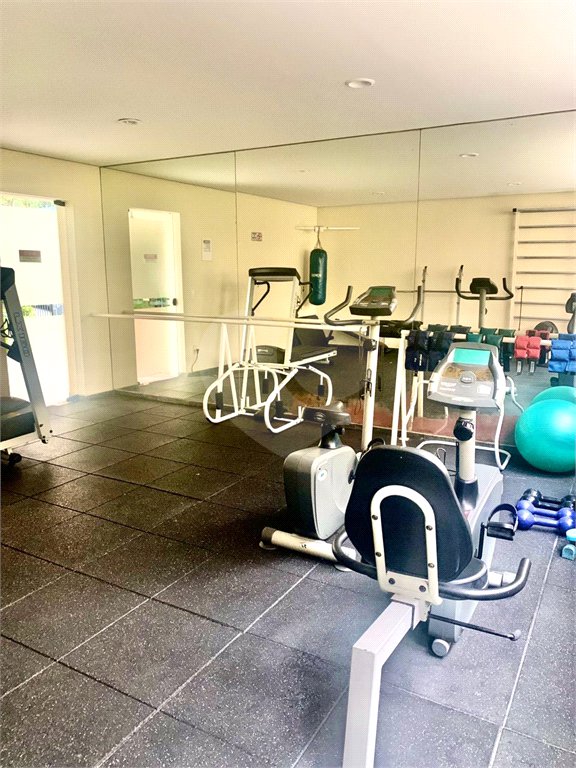 Apartamento à venda com 2 quartos, sendo 1 suíte,  em Real Parque, São Paulo, SP