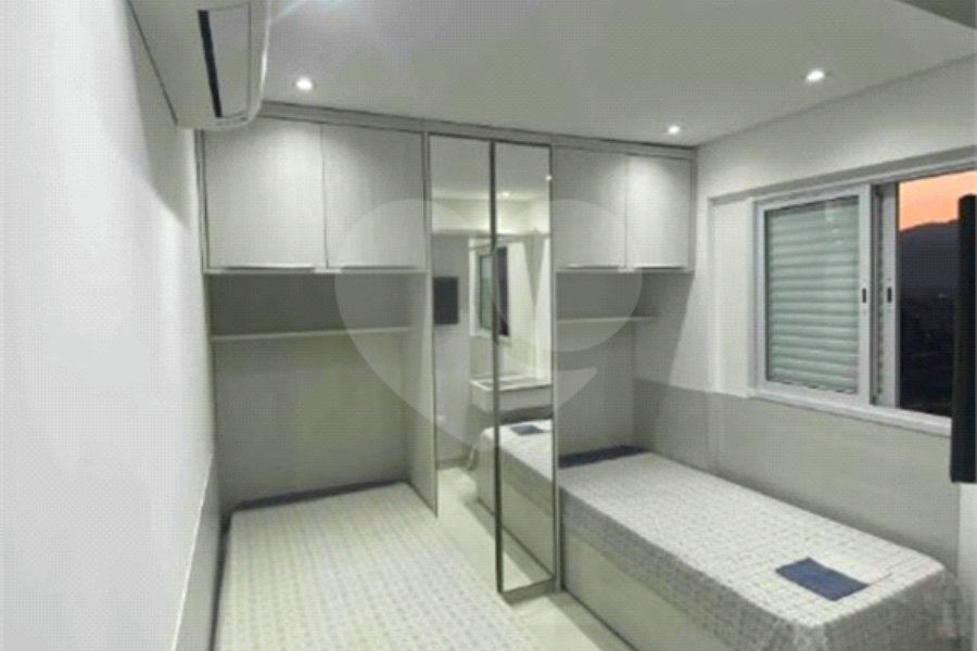 Duplex à venda com 3 suítes em Caiçara, Praia Grande, SP
