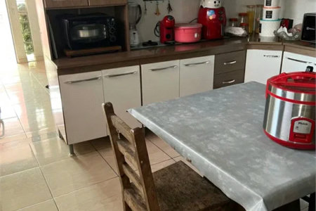 Casa à venda com 3 quartos em Jardim Suína, Taboão da Serra, SP