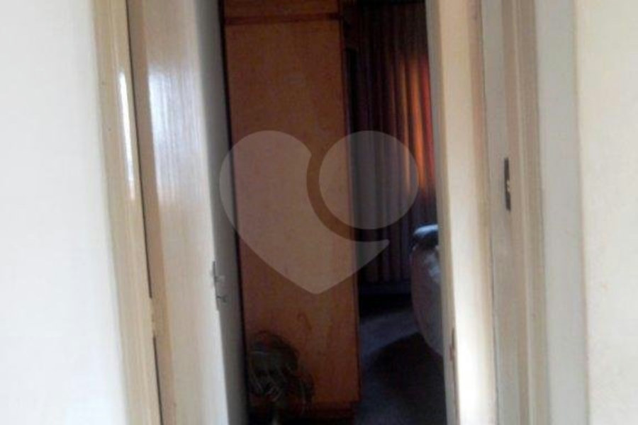 Sobrado à venda com 3 quartos, sendo 1 suíte, em Vila Paiva, São Paulo, SP