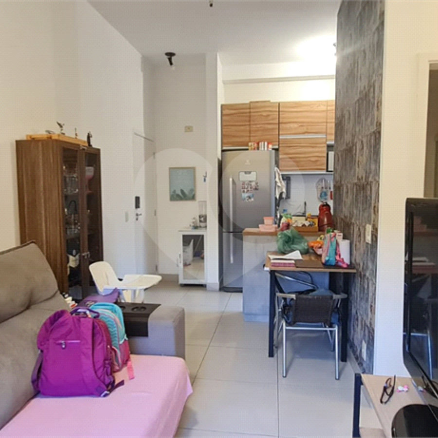 Apartamento à venda com 3 quartos, sendo 1 suíte, em Vila Vitório Mazzei, São Paulo, SP