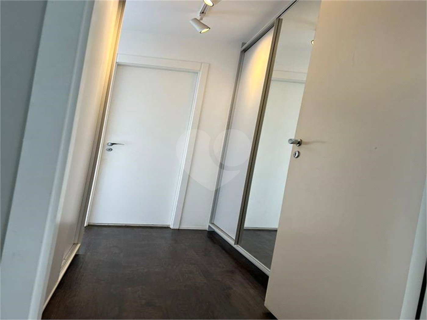 Apartamento à venda com 3 suítes em Jardim Caboré, São Paulo, SP