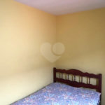 Sobrado à venda com 4 quartos, sendo 1 suíte, em Serra da Cantareira, Mairiporã, SP
