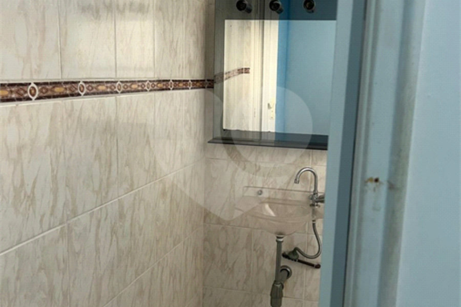 Sobrado à venda com 4 quartos, sendo 3 suítes, em Santana, São Paulo, SP