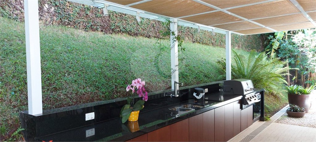 Casa à venda com 4 suítes em Alphaville, Santana de Parnaíba, SP