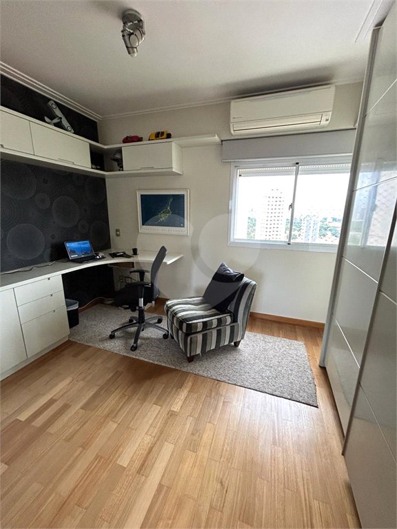 Apartamento para alugar com 3 suítes em Brooklin Paulista, São Paulo, SP