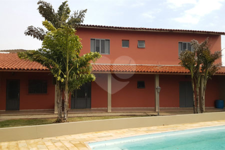 Chácara à venda com 3 quartos, sendo 2 suítes, em Capela, Vinhedo, SP