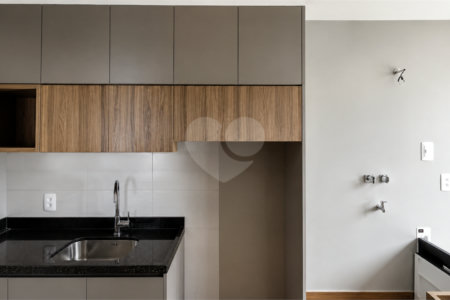 Apartamento à venda com 3 suítes em Sumarezinho, São Paulo, SP
