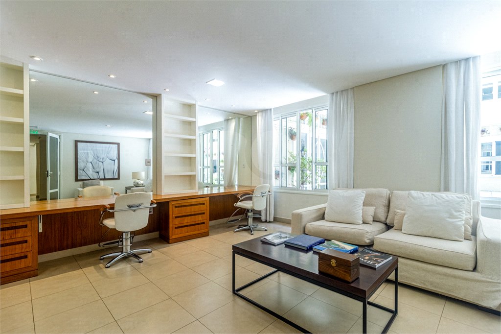 Apartamento à venda com 4 suítes em Santo Amaro, São Paulo, SP
